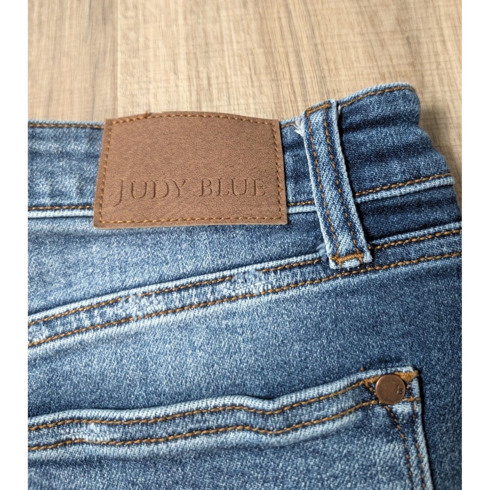 Judy Blue Size L Shorts Distressed Frayed Hem Double Button Stretch JB152103MD - Picture 6 of 11